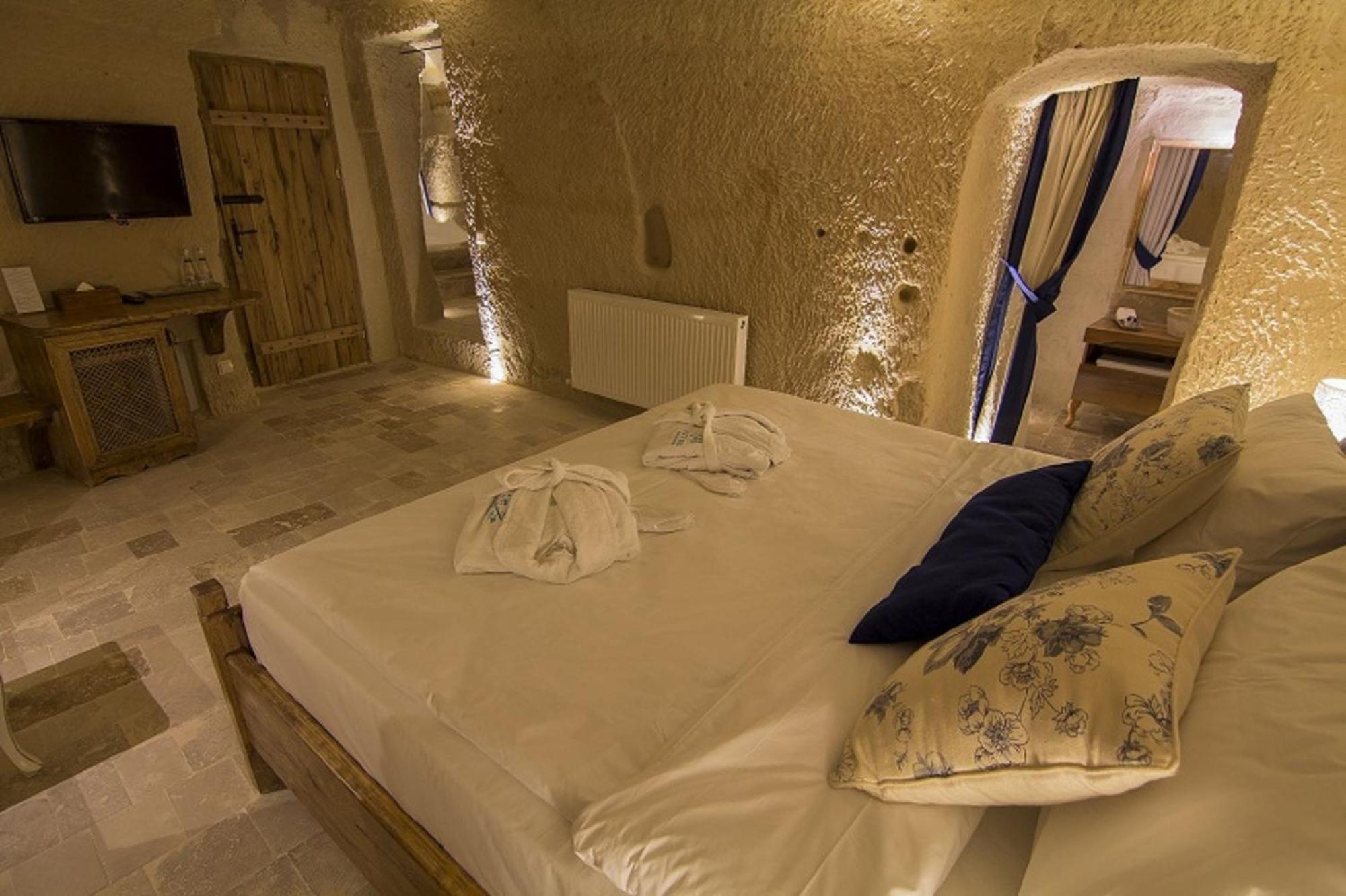 Azure Cave Suites - Cappadocia Γκόρεμε Εξωτερικό φωτογραφία