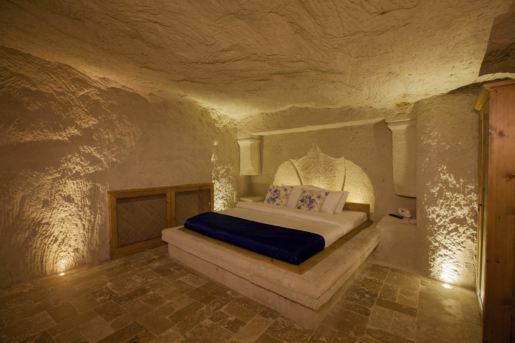 Azure Cave Suites - Cappadocia Γκόρεμε Εξωτερικό φωτογραφία